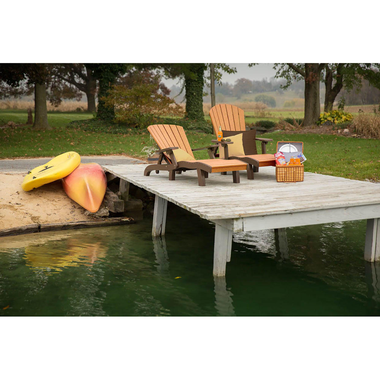 SeaAira Chaise Lounge with Arms