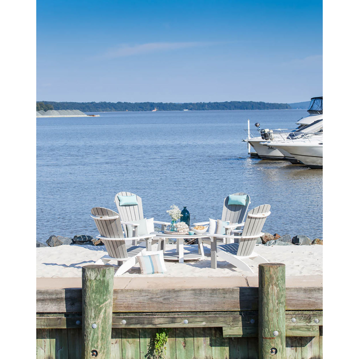 SeaAira Round 38″ Conversation Table